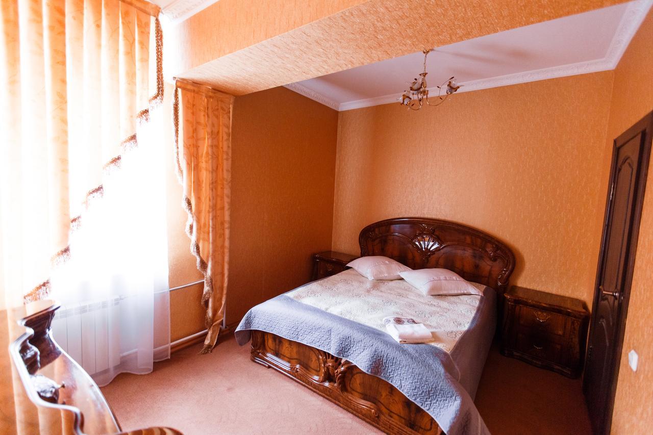 Hotel Altay Leninogorsk Exterior foto